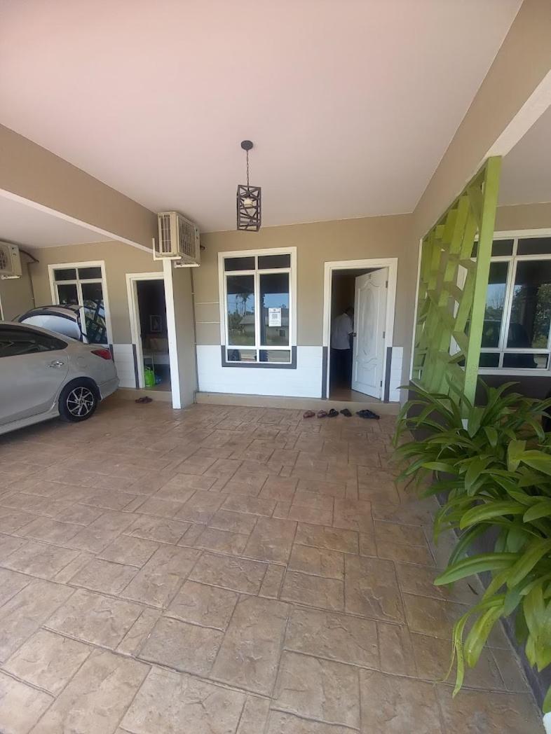 Asfa D Village - Resort - Homestay - Family Room Kemasik Extérieur photo
